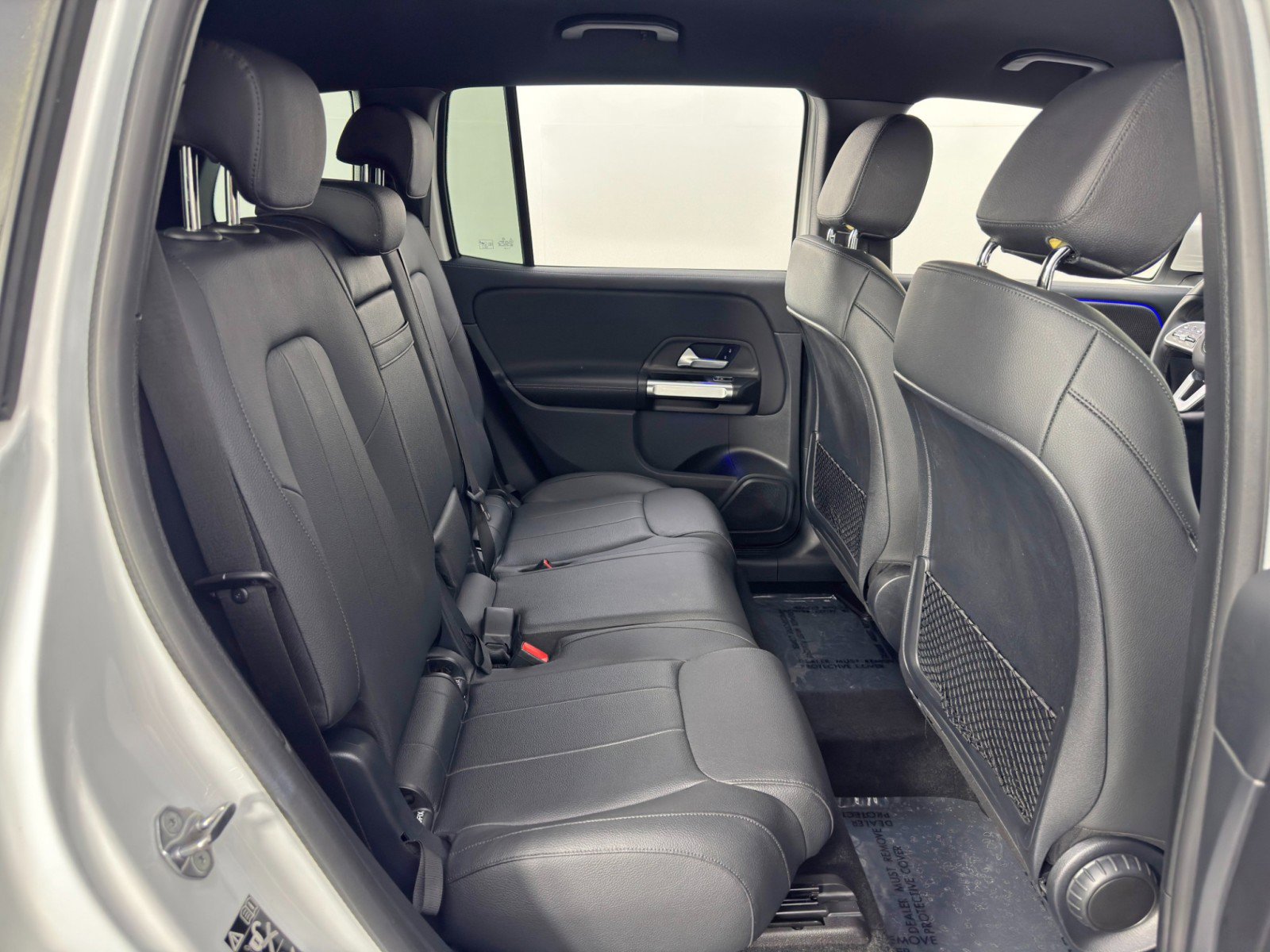 Used 2022 Mercedes-Benz GLB 250 w/ Premium Package Lite image 40