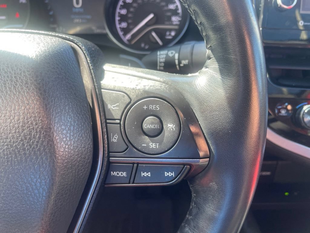 Used 2022 Toyota Camry XSE w/ Cold Weather Package FWD image 25