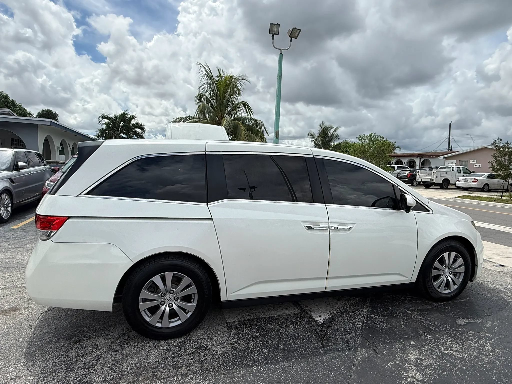 Used 2015 Honda Odyssey EX-L image 6