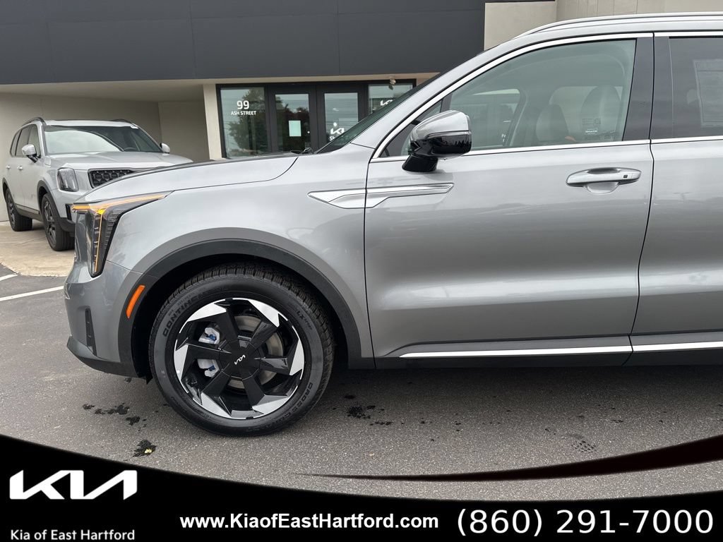 New 2026 Kia Sorento EX AWD/4WD image 11