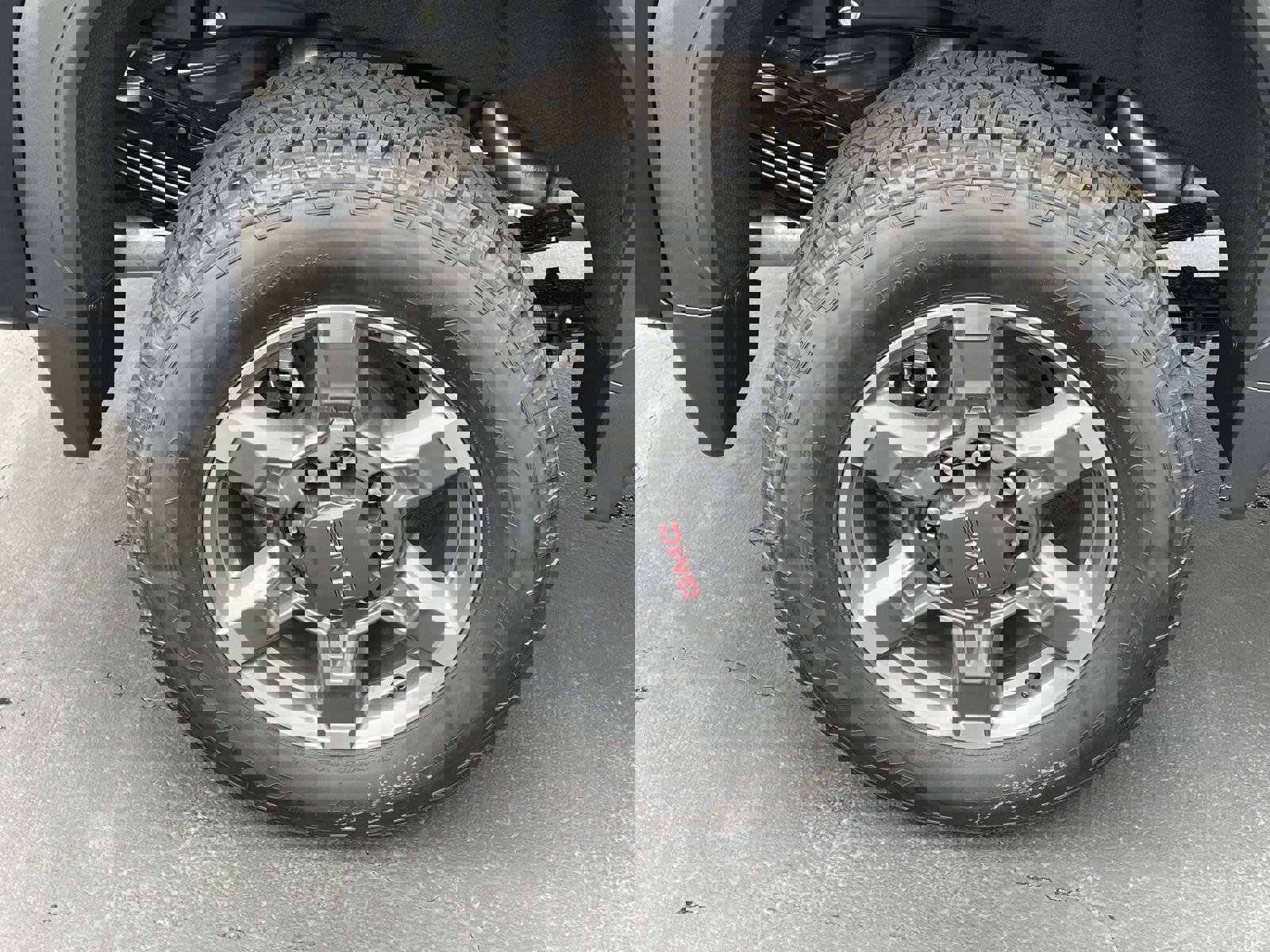 New 2026 GMC Sierra 3500 SLT w/ SLT Premium Package image 30