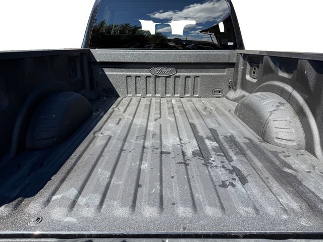 Used 2025 Ford F350 Lariat w/ Black Appearance Package AWD/4WD image 17