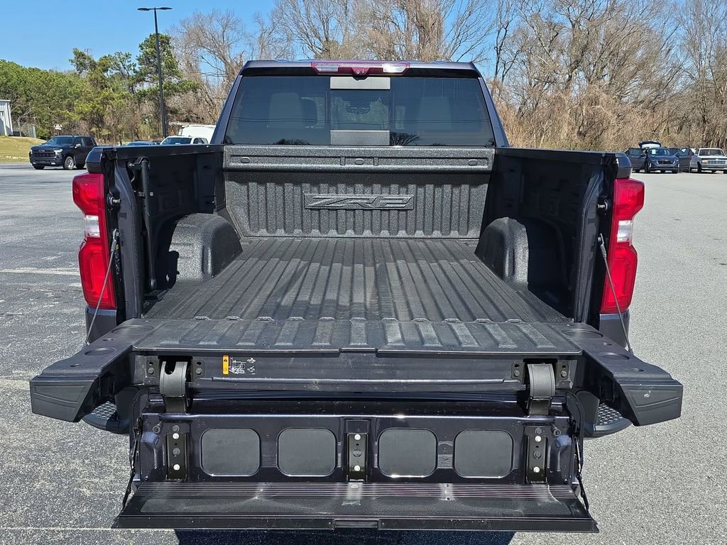 Certified 2022 Chevrolet Silverado 1500 ZR2 w/ Technology Package image 27