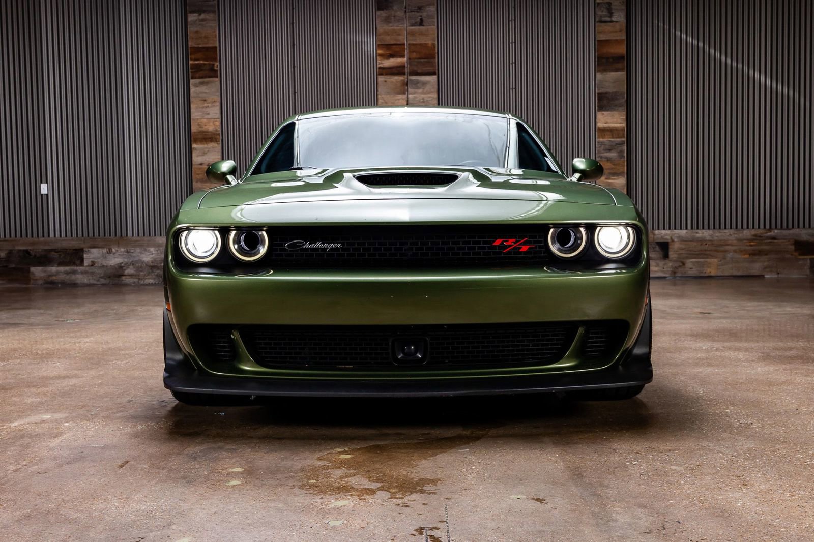 Used 2022 Dodge Challenger R/T Scat Pack RWD image 2