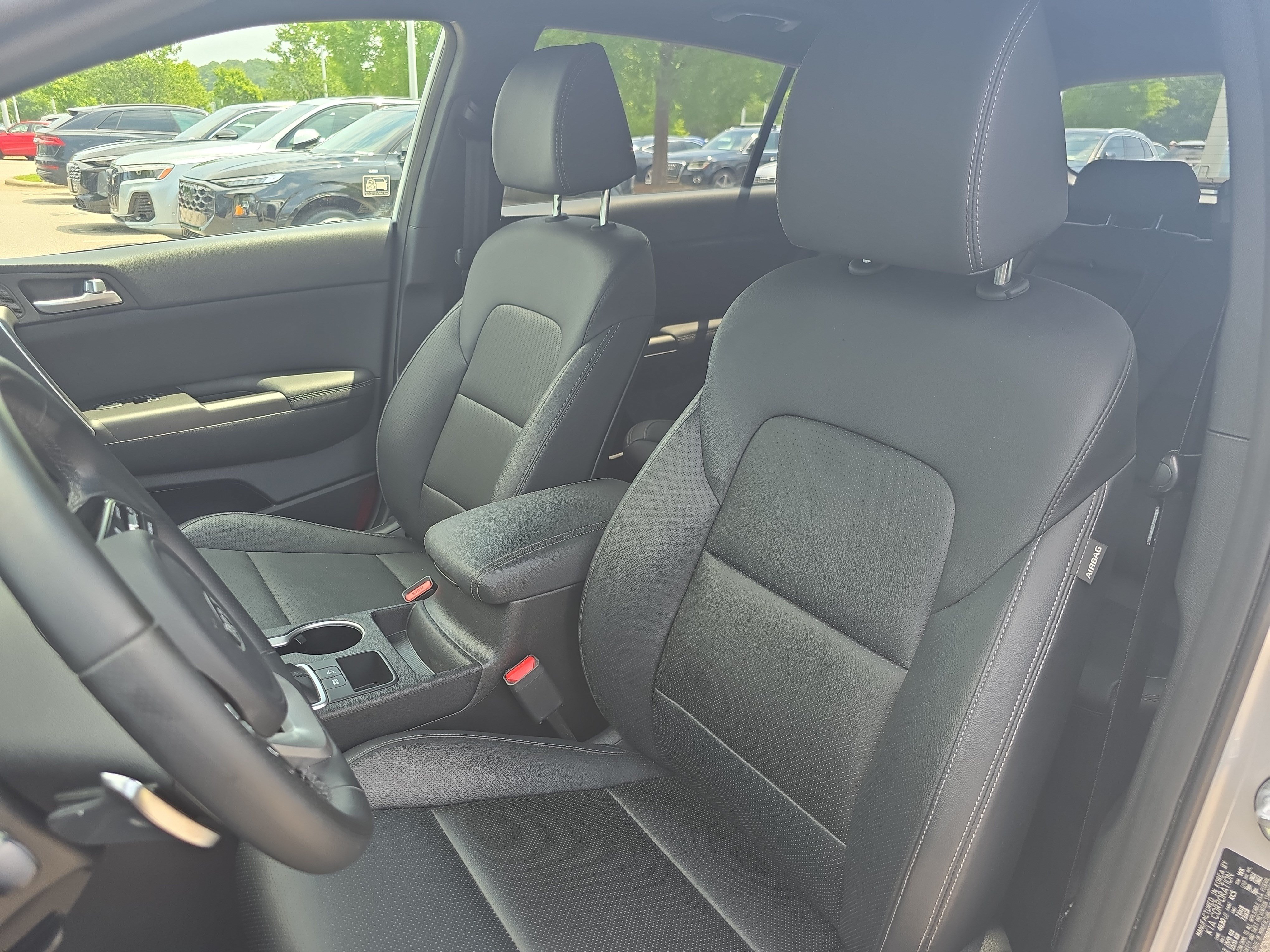 Used 2022 Kia Sportage Nightfall Edition FWD image 14