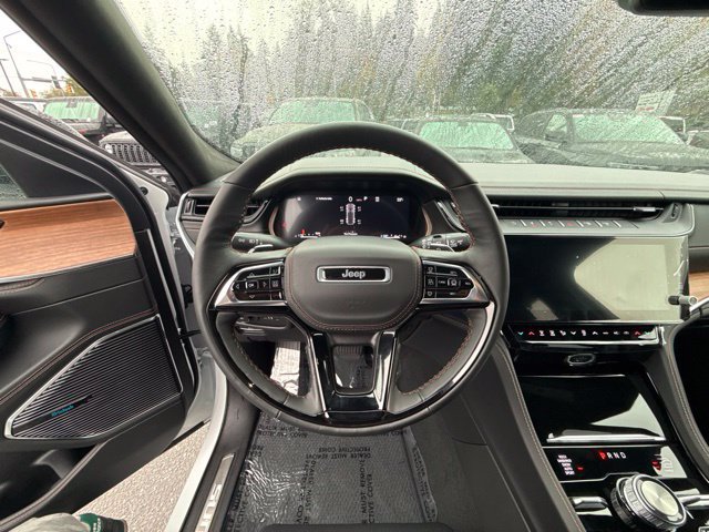 New 2027 Jeep Grand Cherokee Summit AWD/4WD image 17