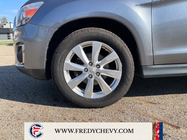 Used 2013 Mitsubishi Outlander Sport SE FWD image 26