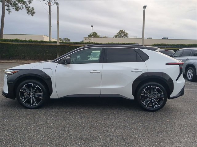 Used 2024 Toyota bZ4X Limited image 7