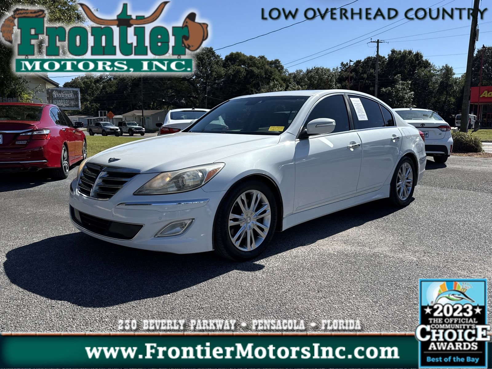 Used 2013 Hyundai Genesis 3.8 w/ Premium Pkg RWD image 1