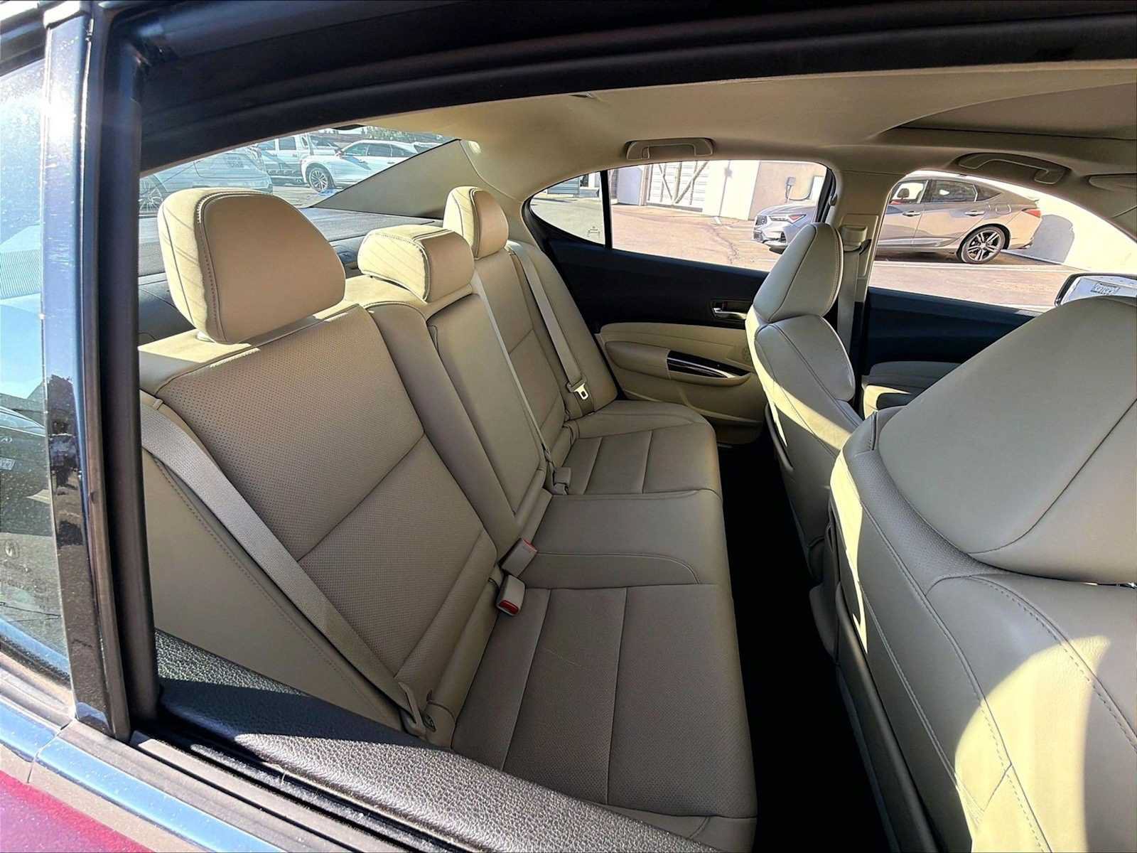 Used 2015 Acura TLX w/ Technology Package FWD image 28