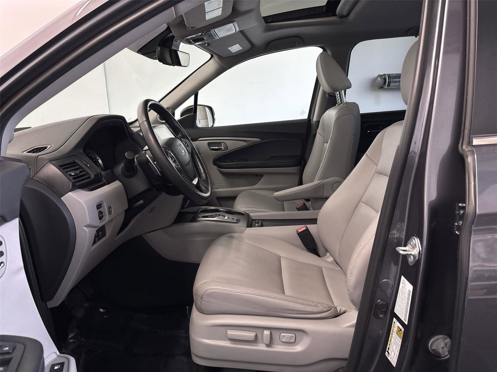 Used 2022 Honda Ridgeline RTL image 13