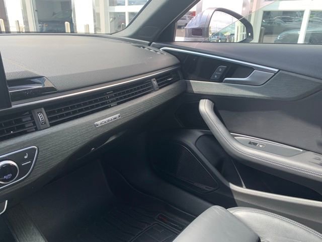 Used 2020 Audi A4 2.0T Premium Plus w/ Premium Plus Package AWD/4WD image 17