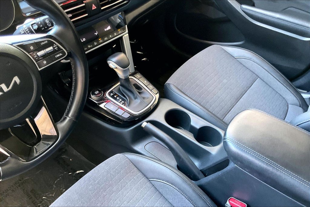 Used 2023 Kia Seltos Nightfall Edition AWD/4WD image 17