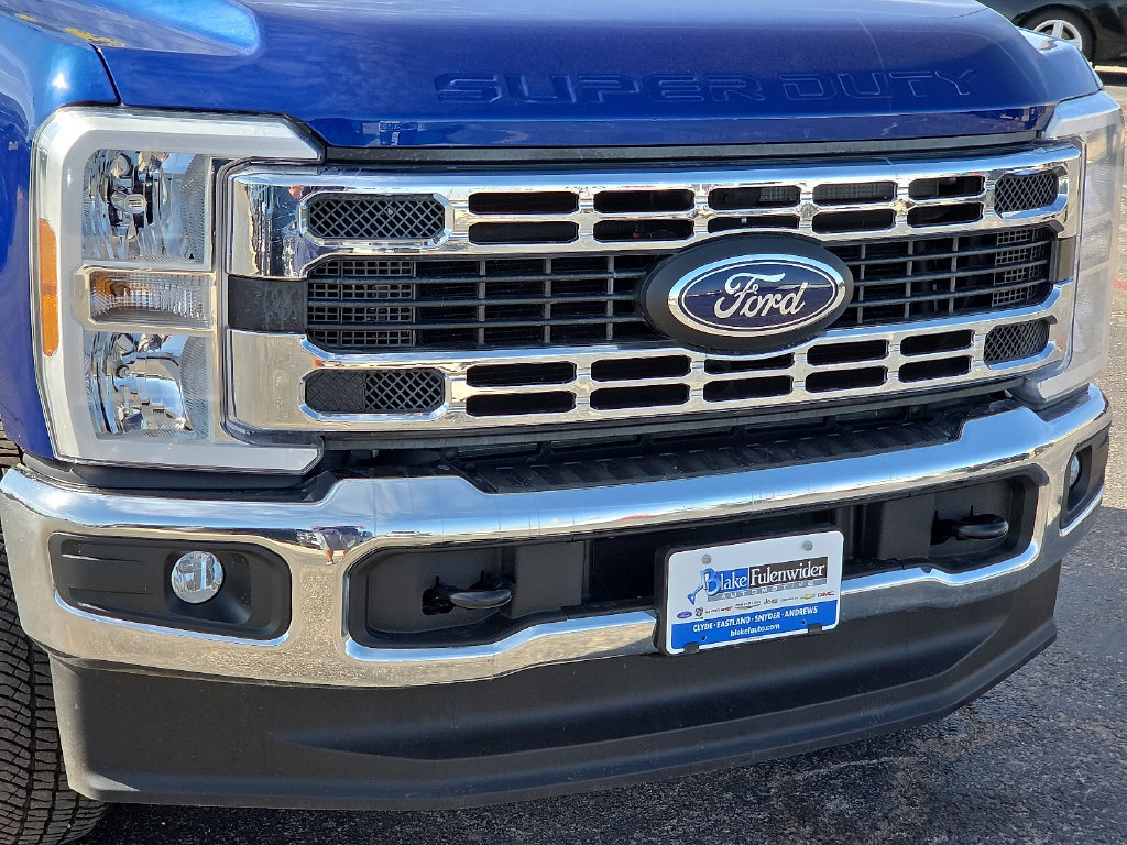 Used 2026 Ford F350 XL w/ FX4 Off-Road Package AWD/4WD image 9