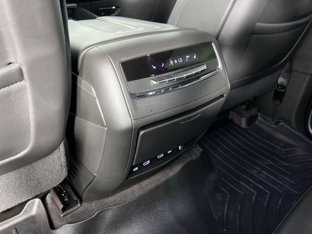 Certified 2022 Cadillac Escalade ESV Sport Platinum w/ Heavy-Duty Trailer Package image 22