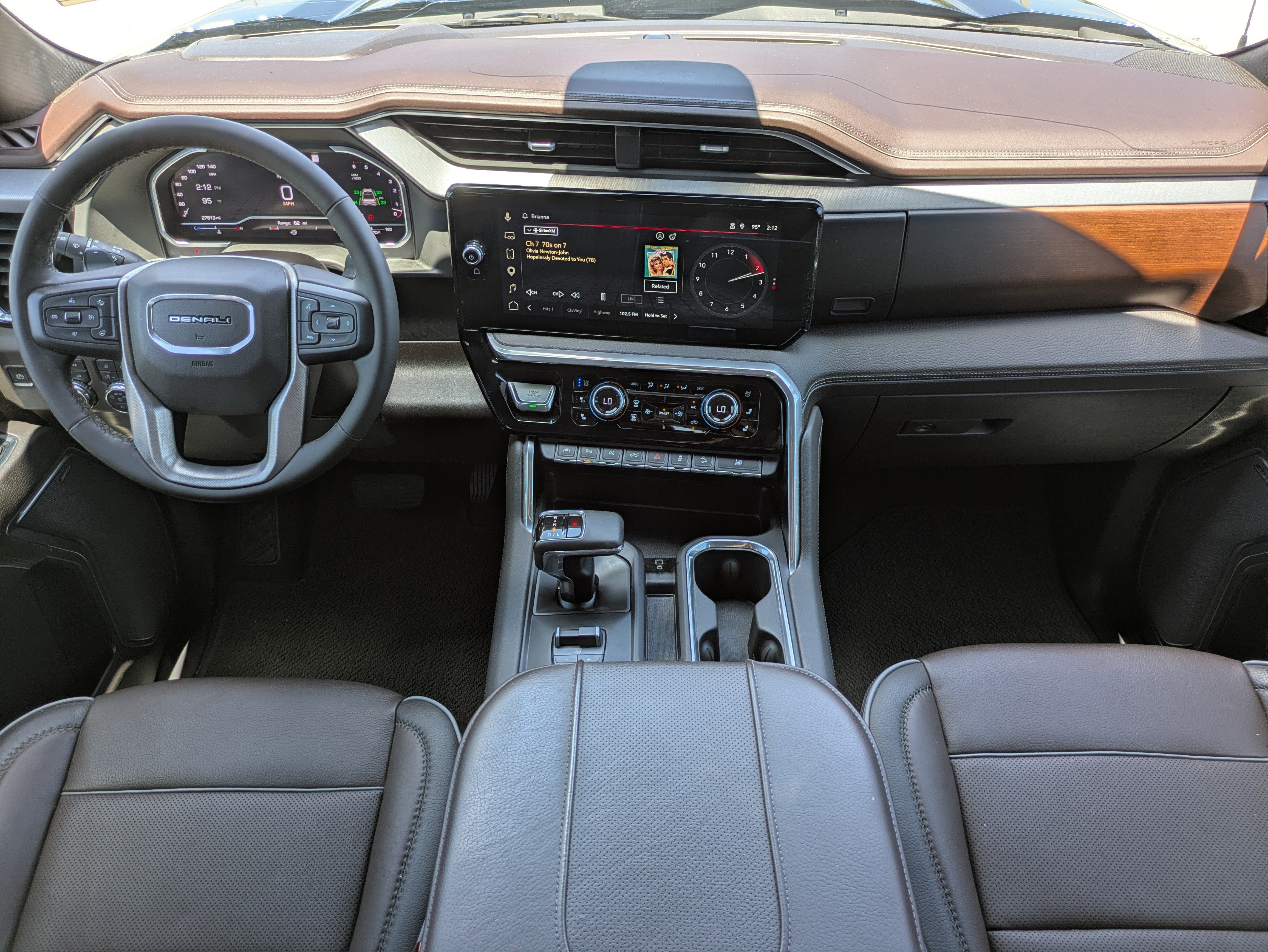 Used 2023 GMC Sierra 1500 Denali w/ Technology Package AWD/4WD image 15