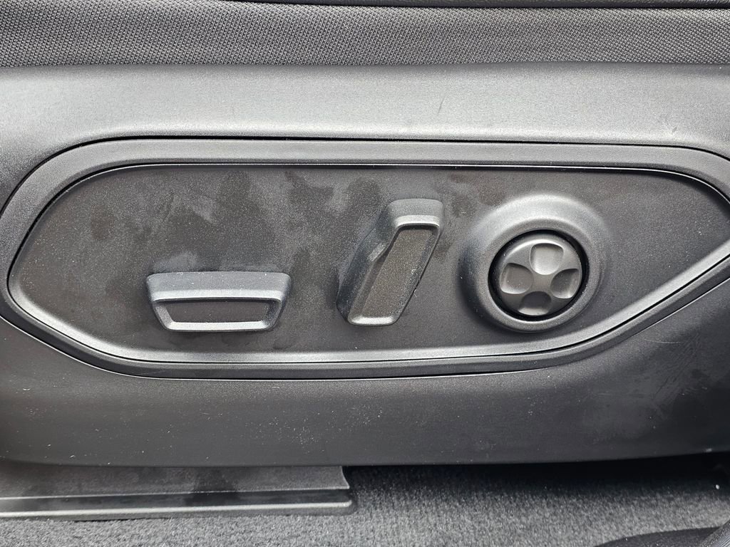 New 2026 Jeep Grand Cherokee L Limited image 15