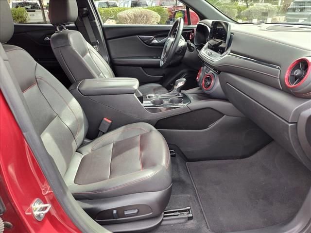 Certified 2023 Chevrolet Blazer RS w/ Enhanced Convenience Package FWD image 12
