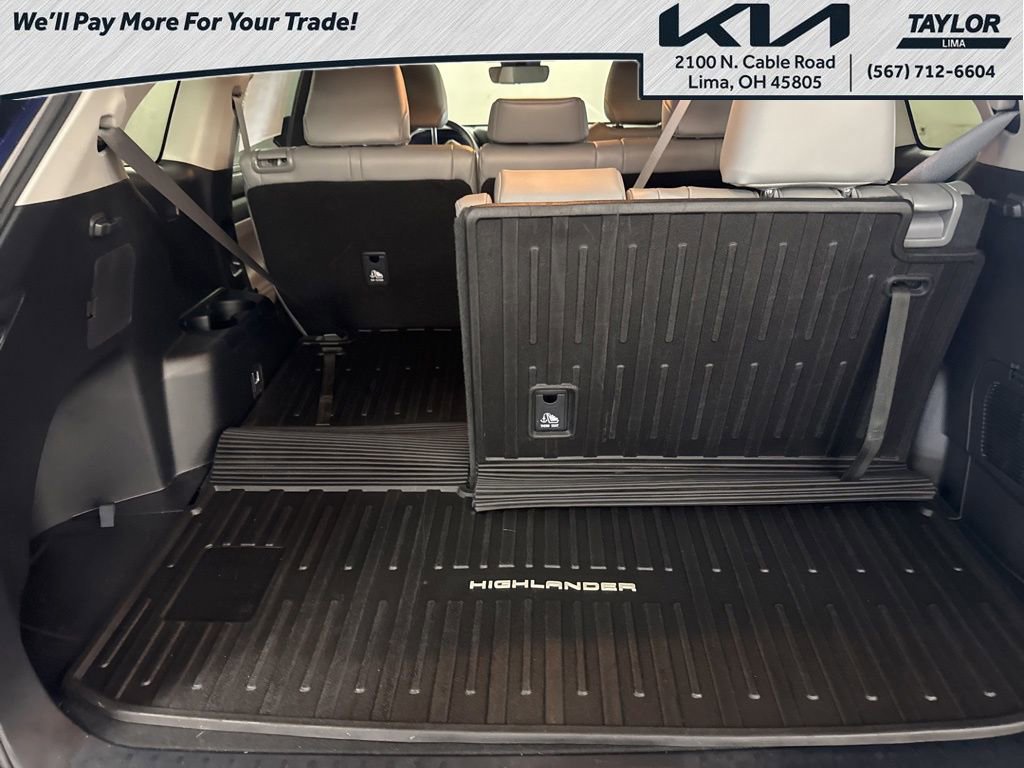 Used 2022 Toyota Highlander XLE image 12