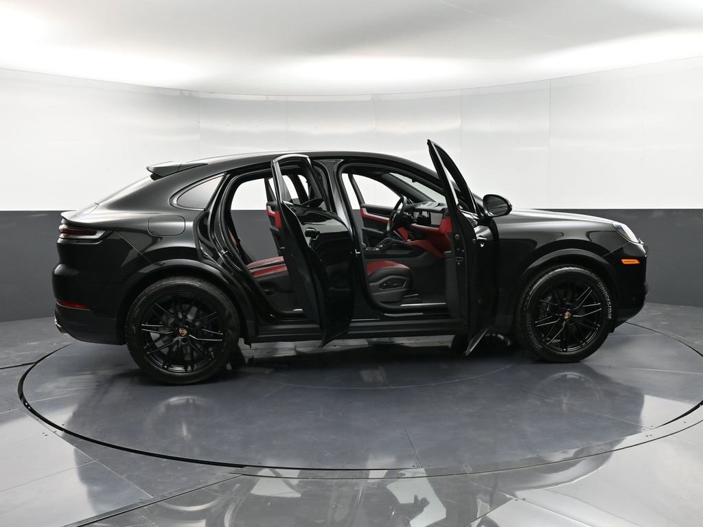 New 2026 Porsche Cayenne Coupe image 36
