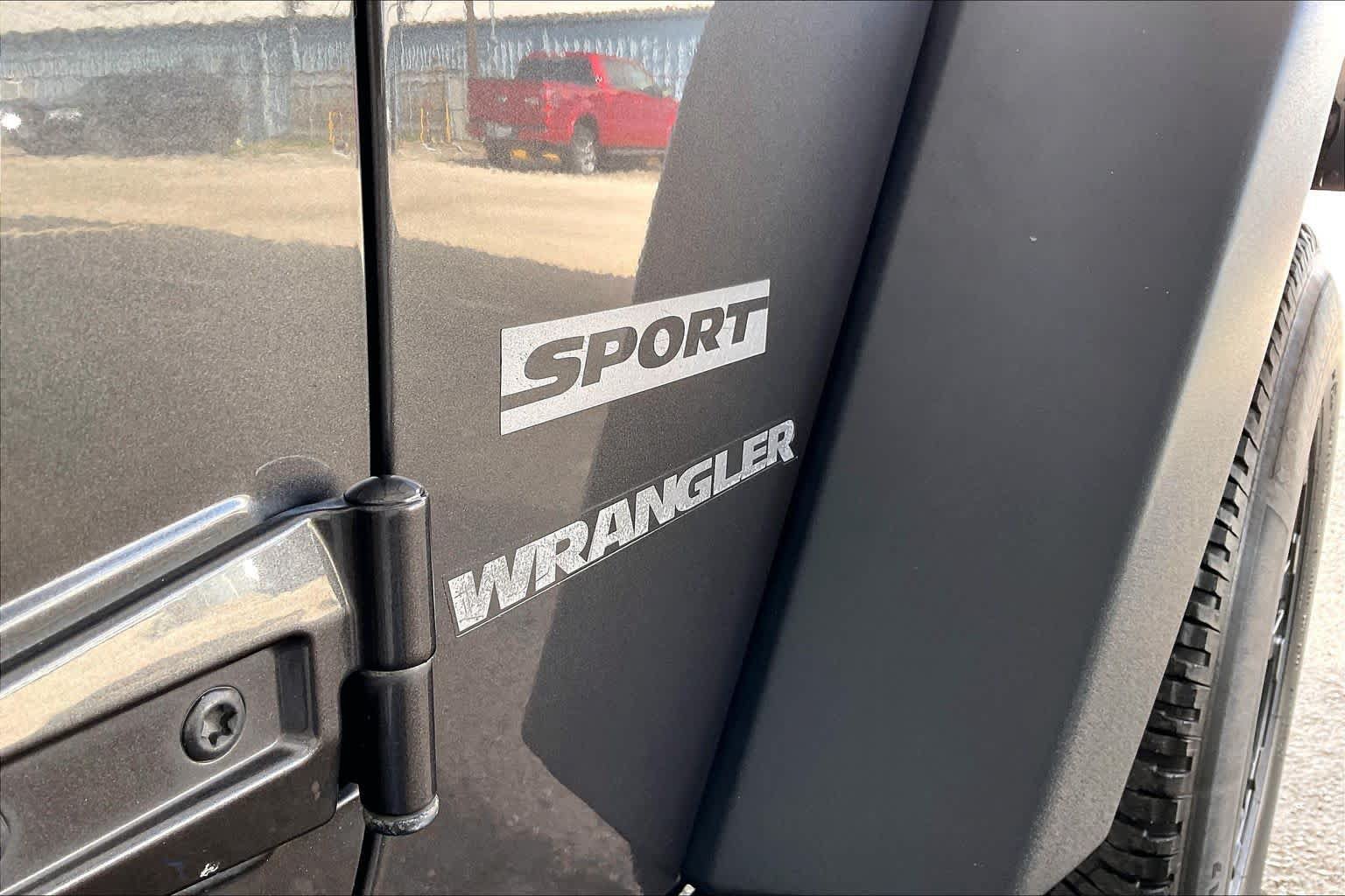 Used 2014 Jeep Wrangler Sport AWD/4WD image 10