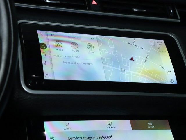 Used 2021 Land Rover Range Rover Velar R-Dynamic S image 26