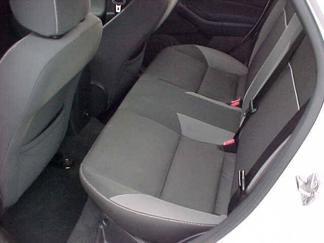 Used 2013 Ford Focus SE w/ Interior Protection Pkg FWD image 11