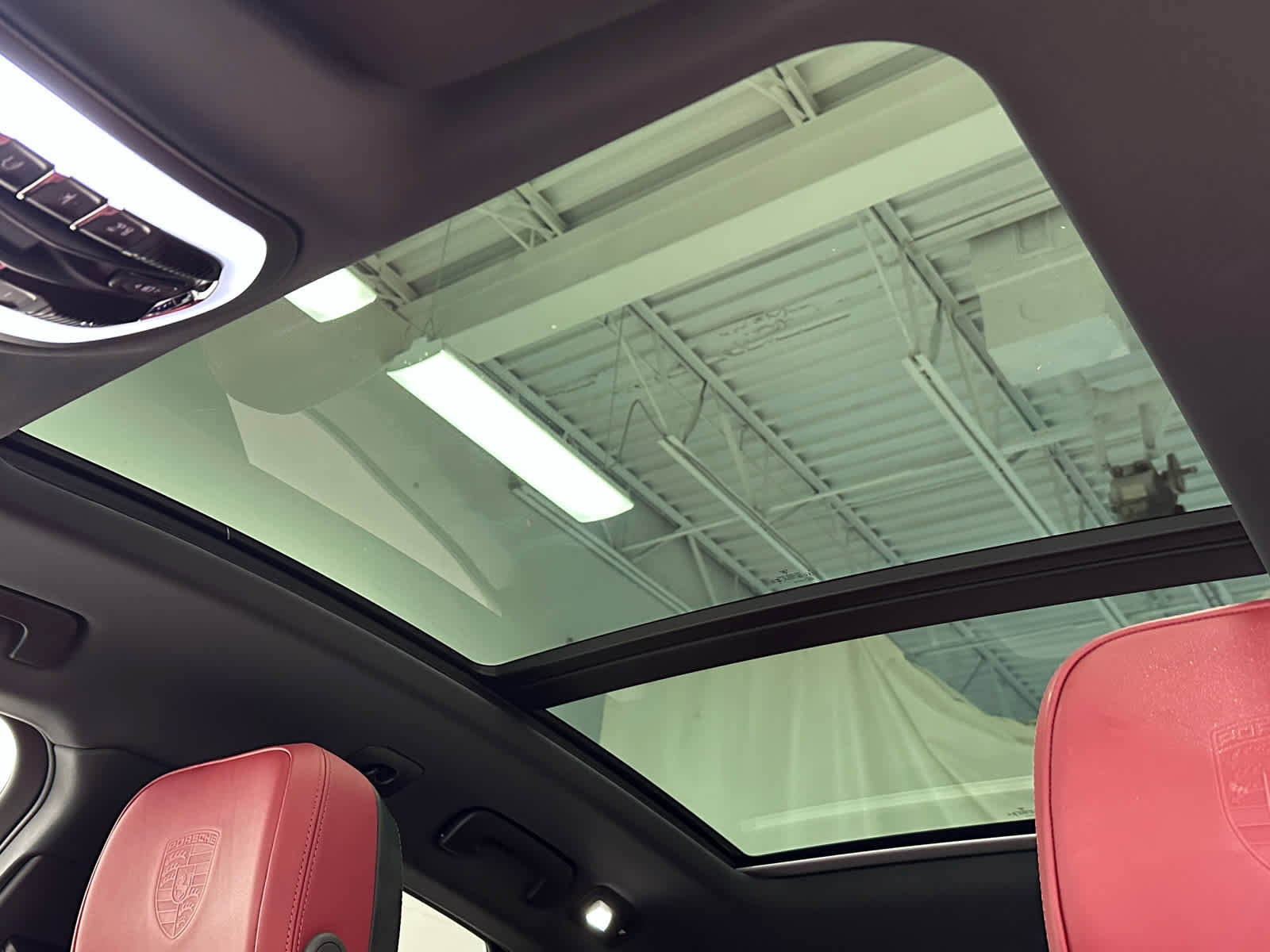 Used 2024 Porsche Macan S image 39