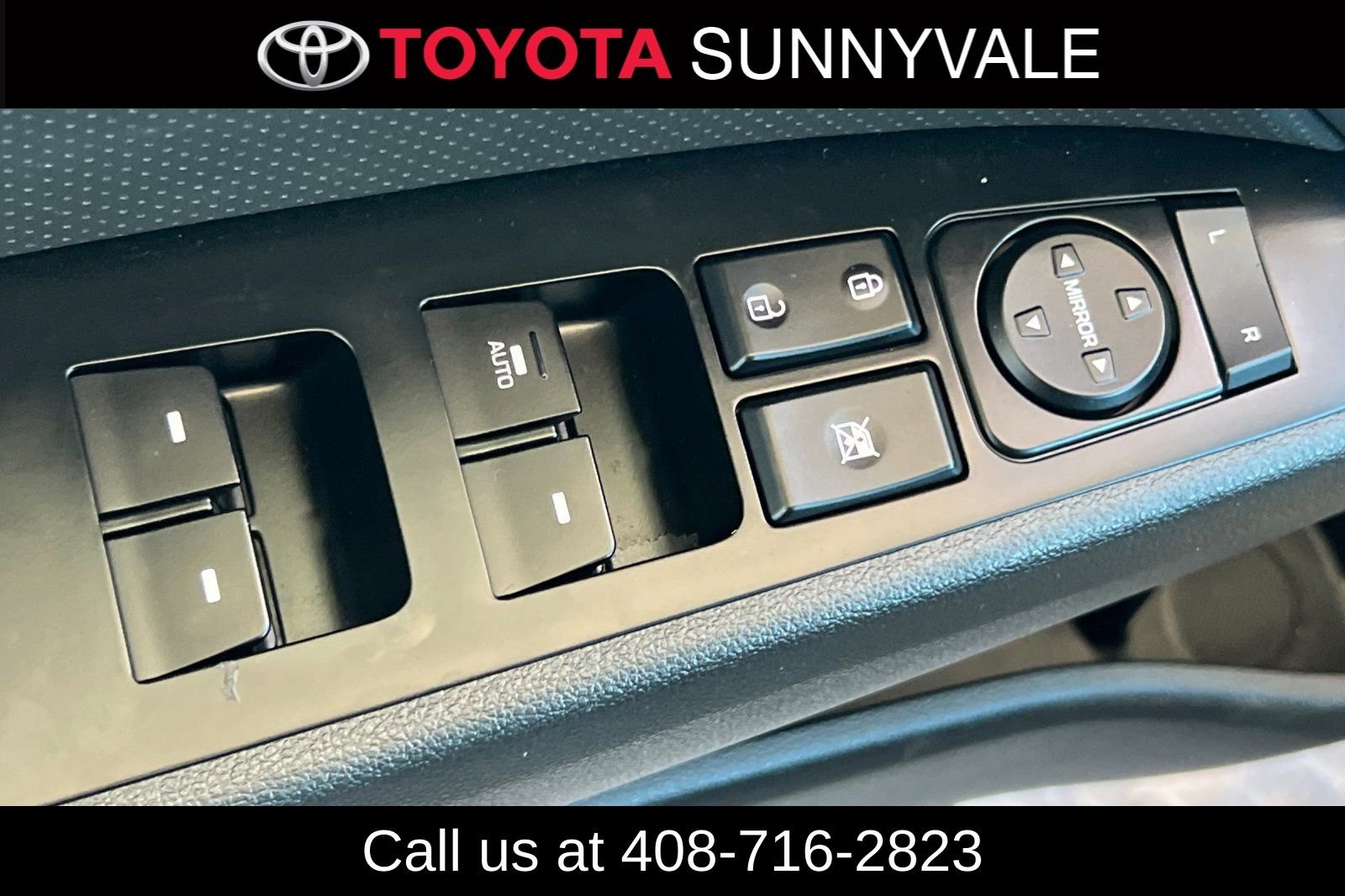 Used 2018 Hyundai Elantra Sport w/ Cargo Package image 17