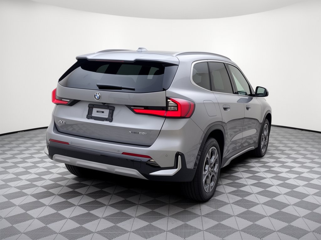 Used 2026 BMW X1 xDrive28i w/ Technology Package AWD/4WD image 9