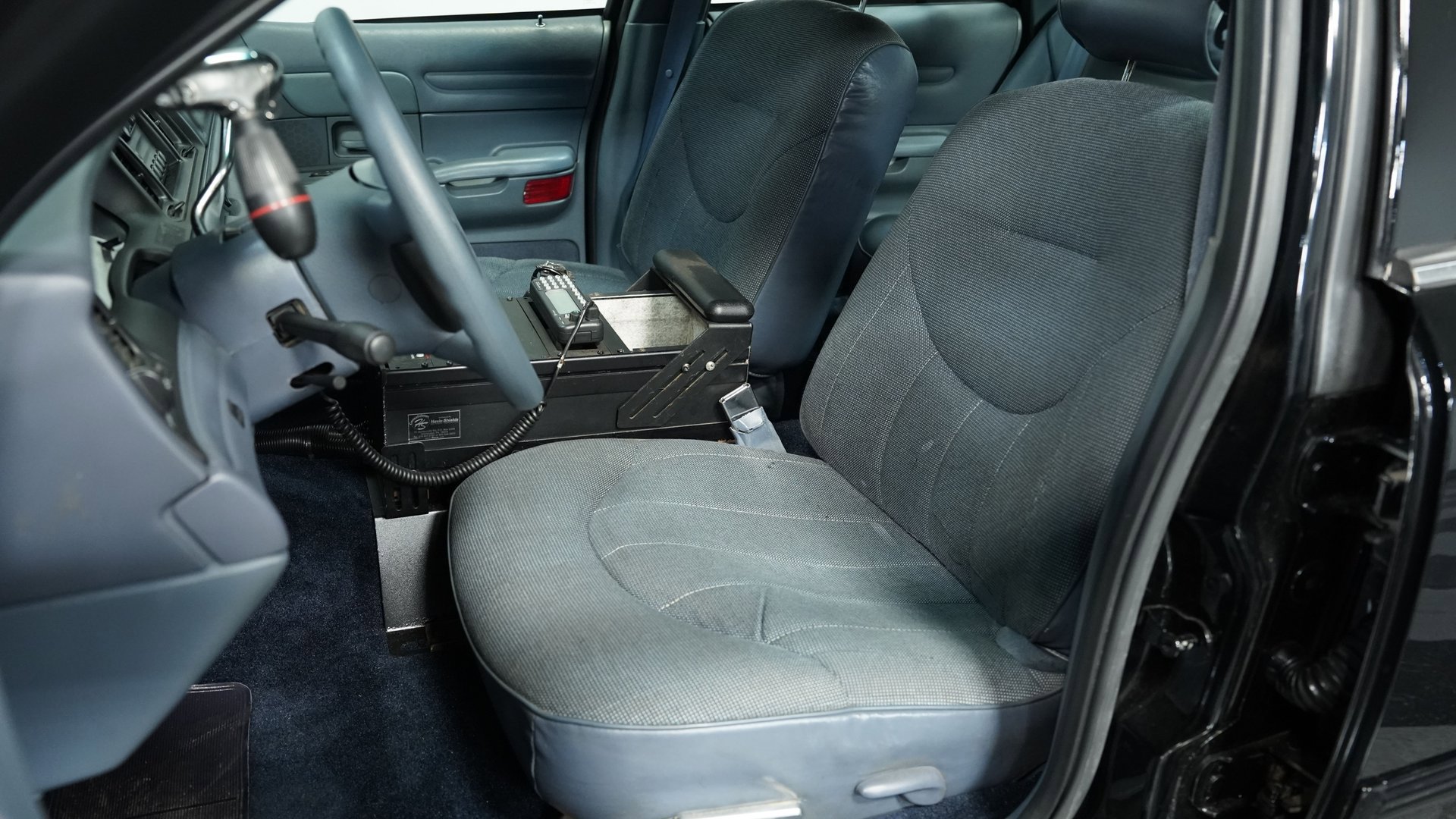 Used 1997 Ford Crown Victoria Police Interceptor image 36