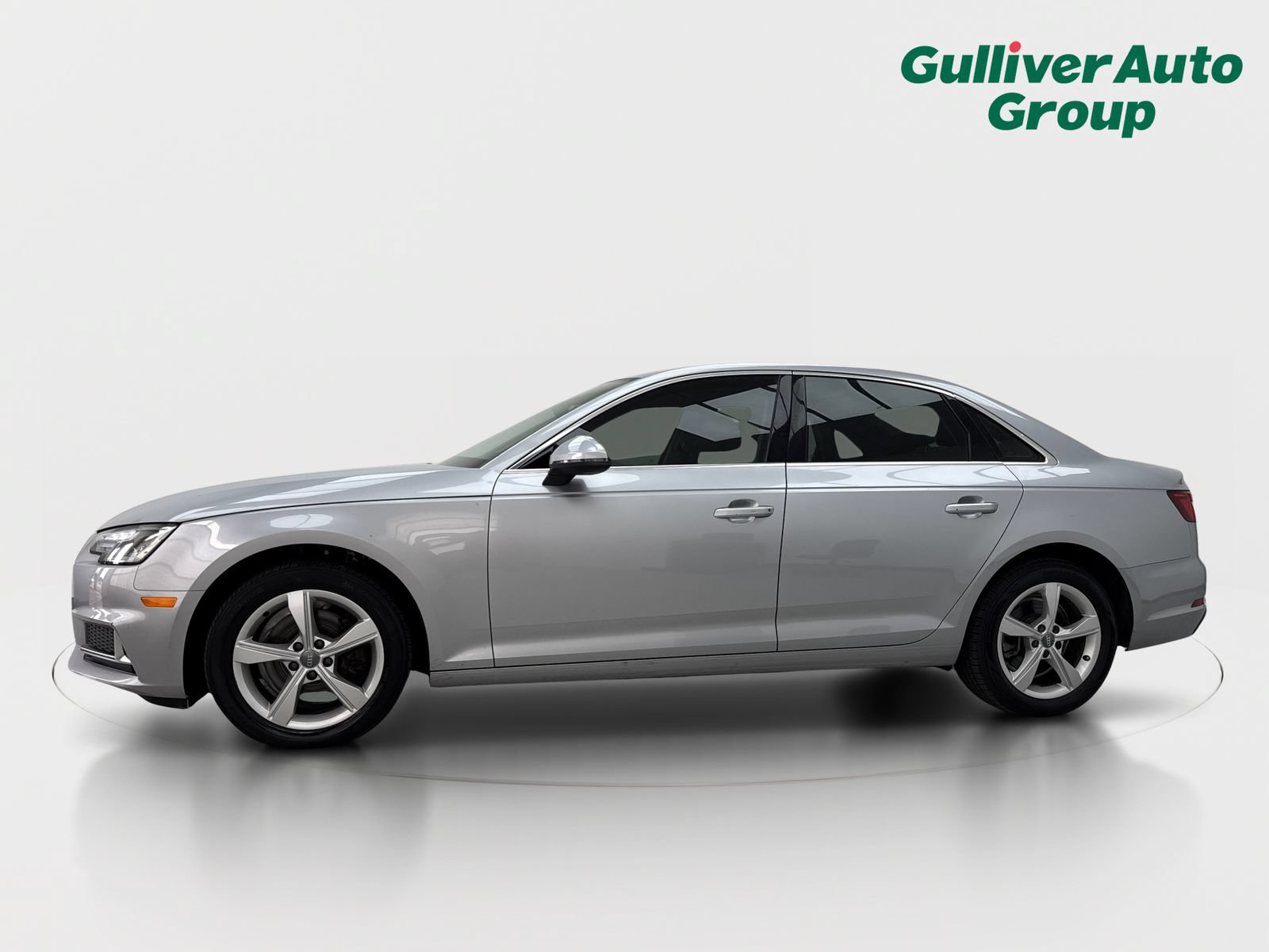 Used 2019 Audi A4 2.0T Premium w/ Convenience Package FWD image 2