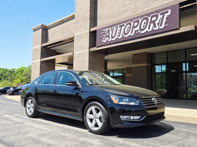 Used 2015 Volkswagen Passat 1.8T Limited Edition image 1