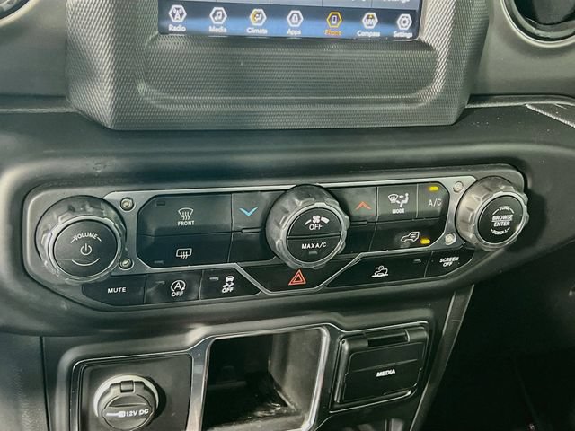 Used 2023 Jeep Wrangler Unlimited Sport AWD/4WD image 22