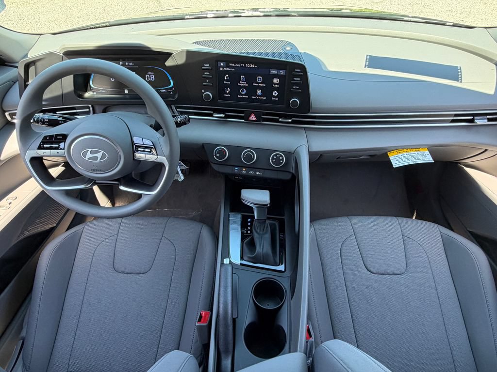 New 2026 Hyundai Elantra SE FWD image 12