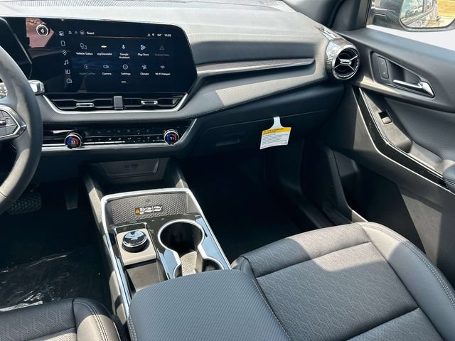 New 2027 Chevrolet Equinox LT w/ Convenience Package II FWD image 15