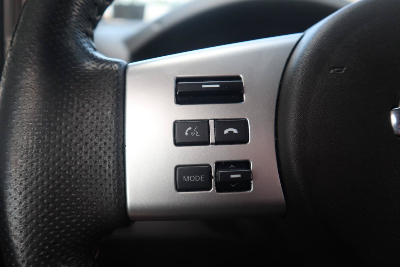 Used 2013 Nissan Frontier PRO-4X AWD/4WD image 56