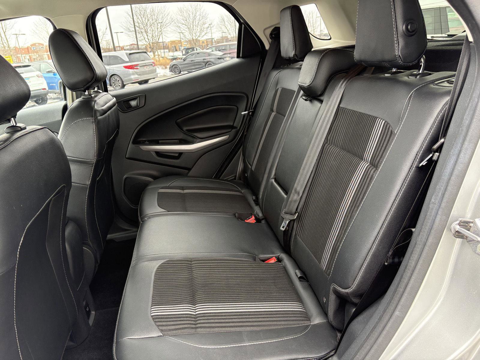 Certified 2020 Ford EcoSport SES w/ SES Black Appearance Package image 19