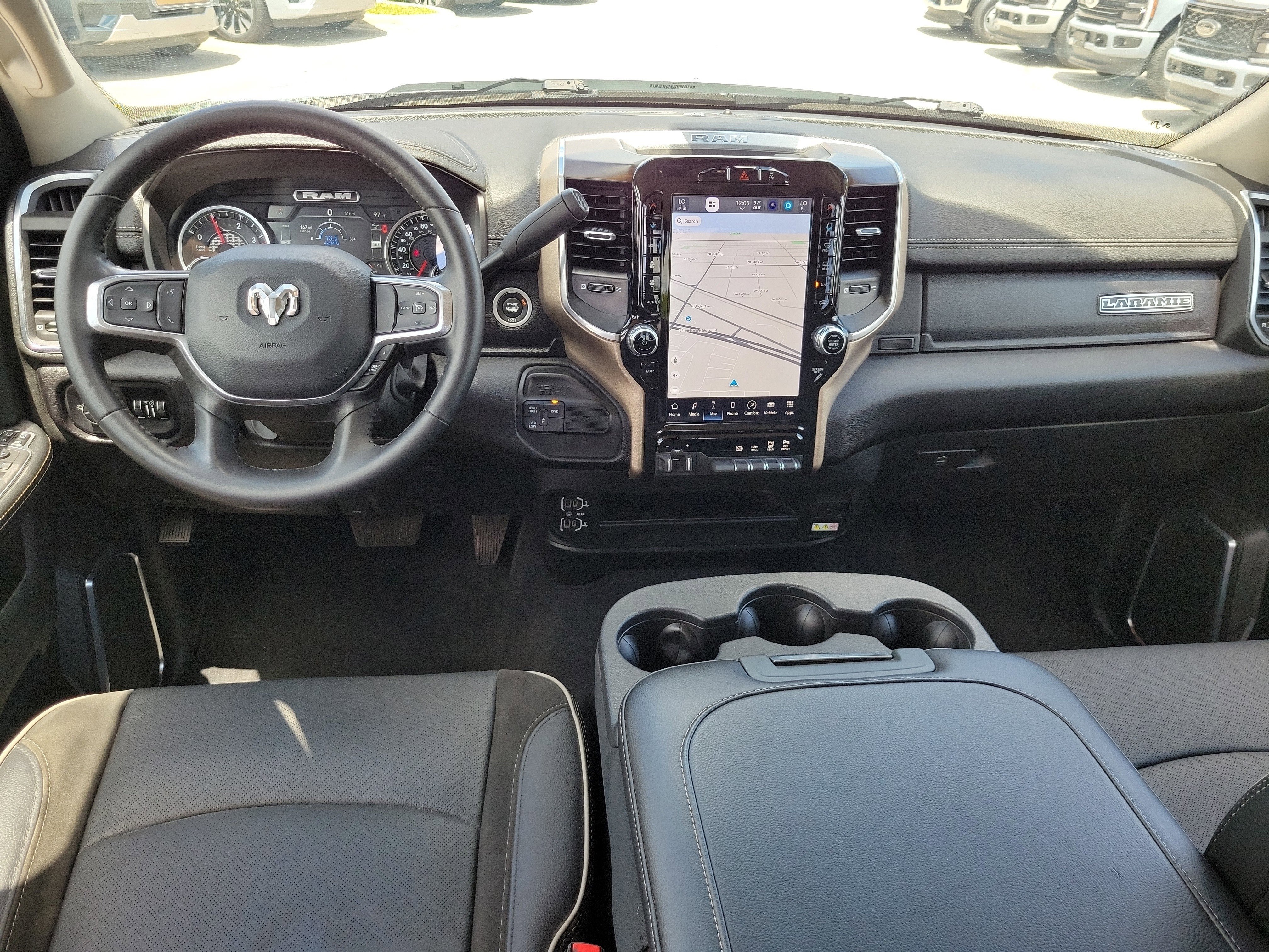 Used 2024 RAM 2500 Laramie AWD/4WD image 23