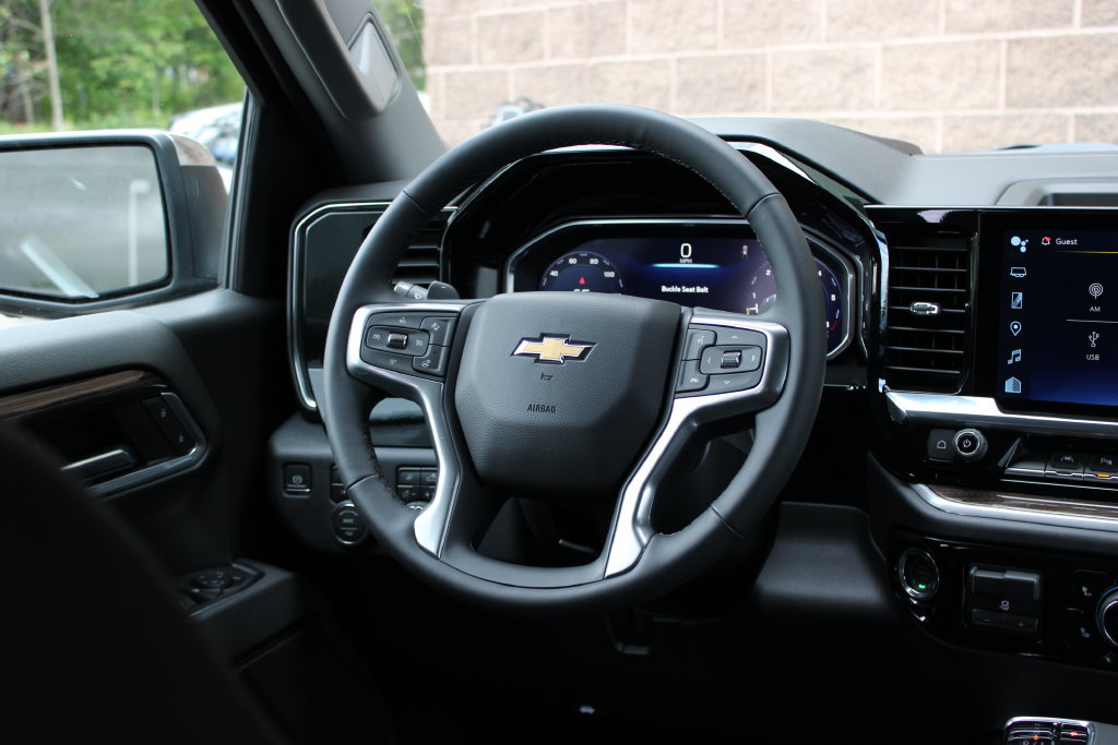New 2026 Chevrolet Silverado 1500 LT w/ Safety Package AWD/4WD image 43