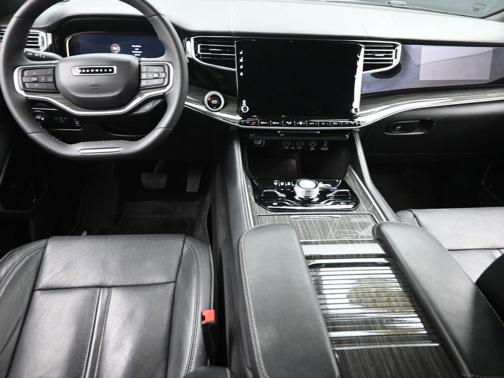 Used 2022 Jeep Wagoneer Series III w/ Premium Group I image 13