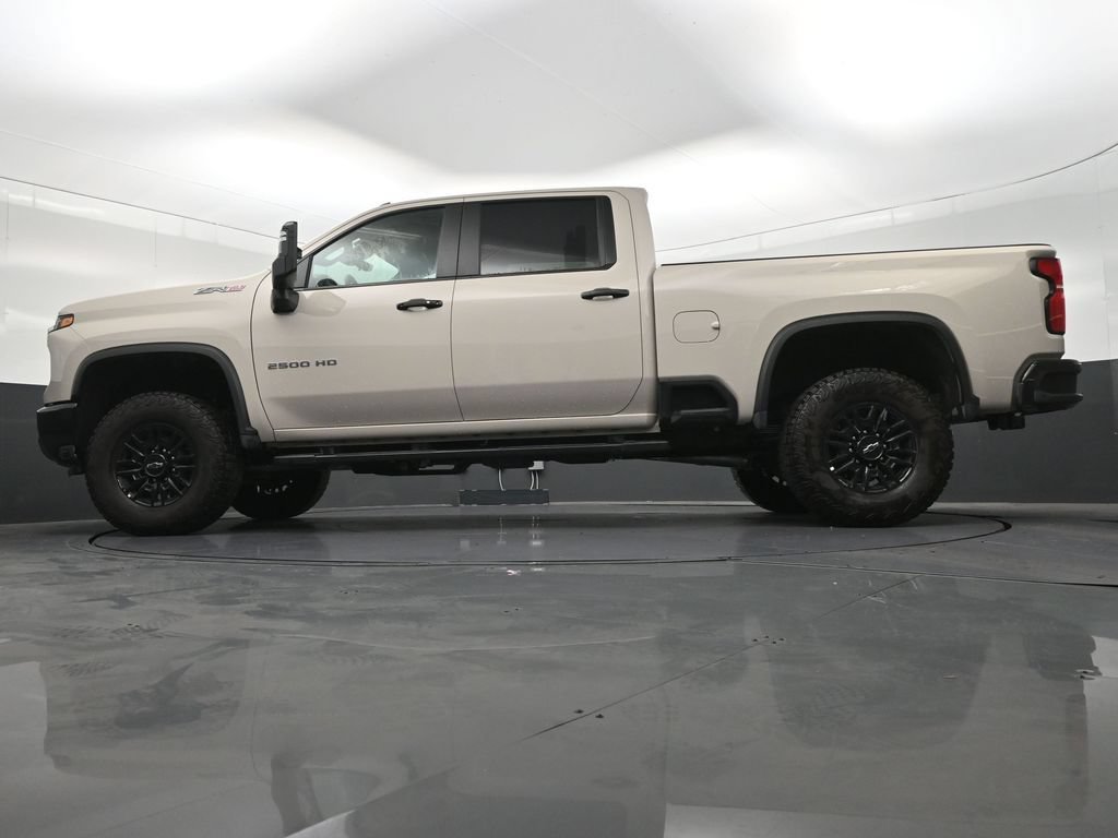 Used 2026 Chevrolet Silverado 2500 ZR2 AWD/4WD image 25