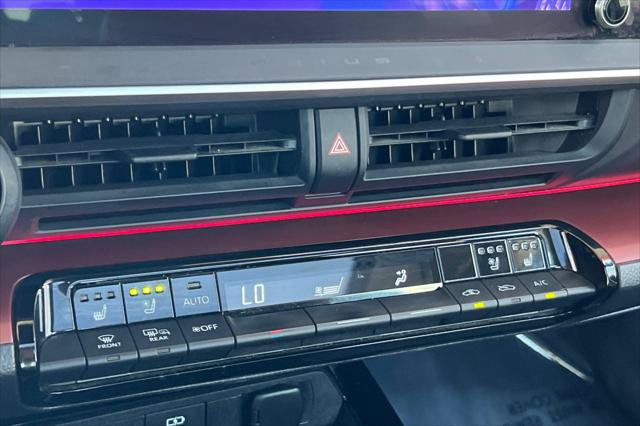 Certified 2023 Toyota Prius Prime Premium FWD image 22