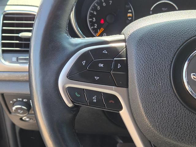 Used 2018 Jeep Grand Cherokee Altitude AWD/4WD image 19