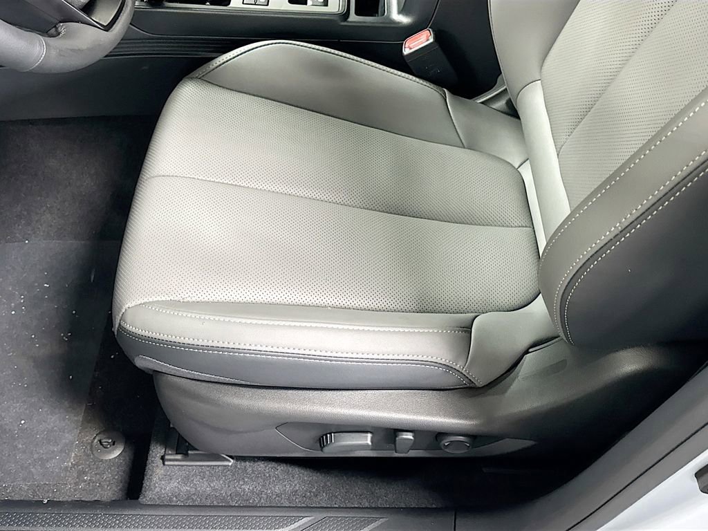 New 2026 Subaru Outback Limited AWD/4WD image 18
