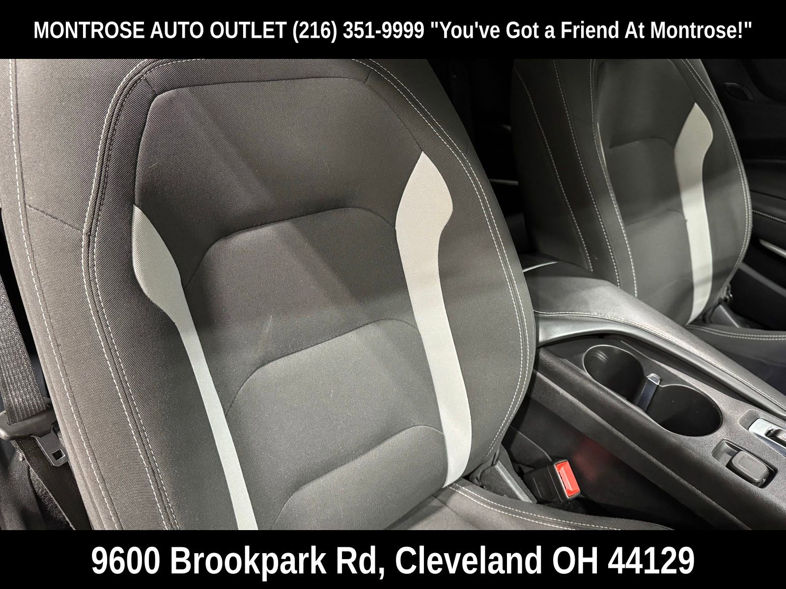 Used 2020 Chevrolet Camaro LT image 40