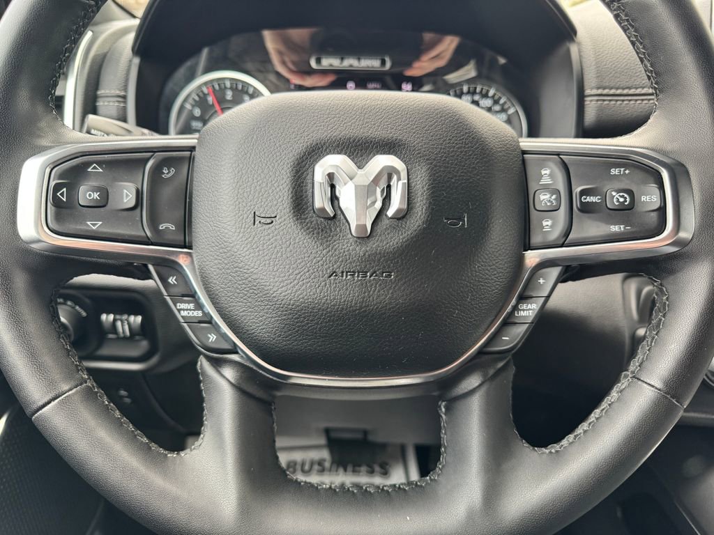 Used 2025 RAM 1500 Laramie image 26