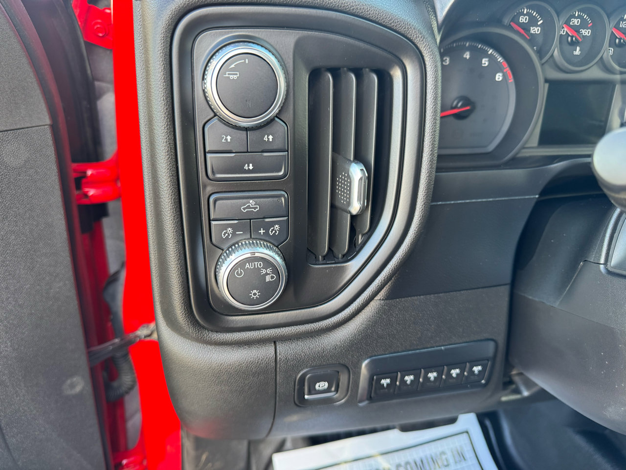 Used 2021 GMC Sierra 3500 4x4 Crew Cab w/ Convenience Package image 27