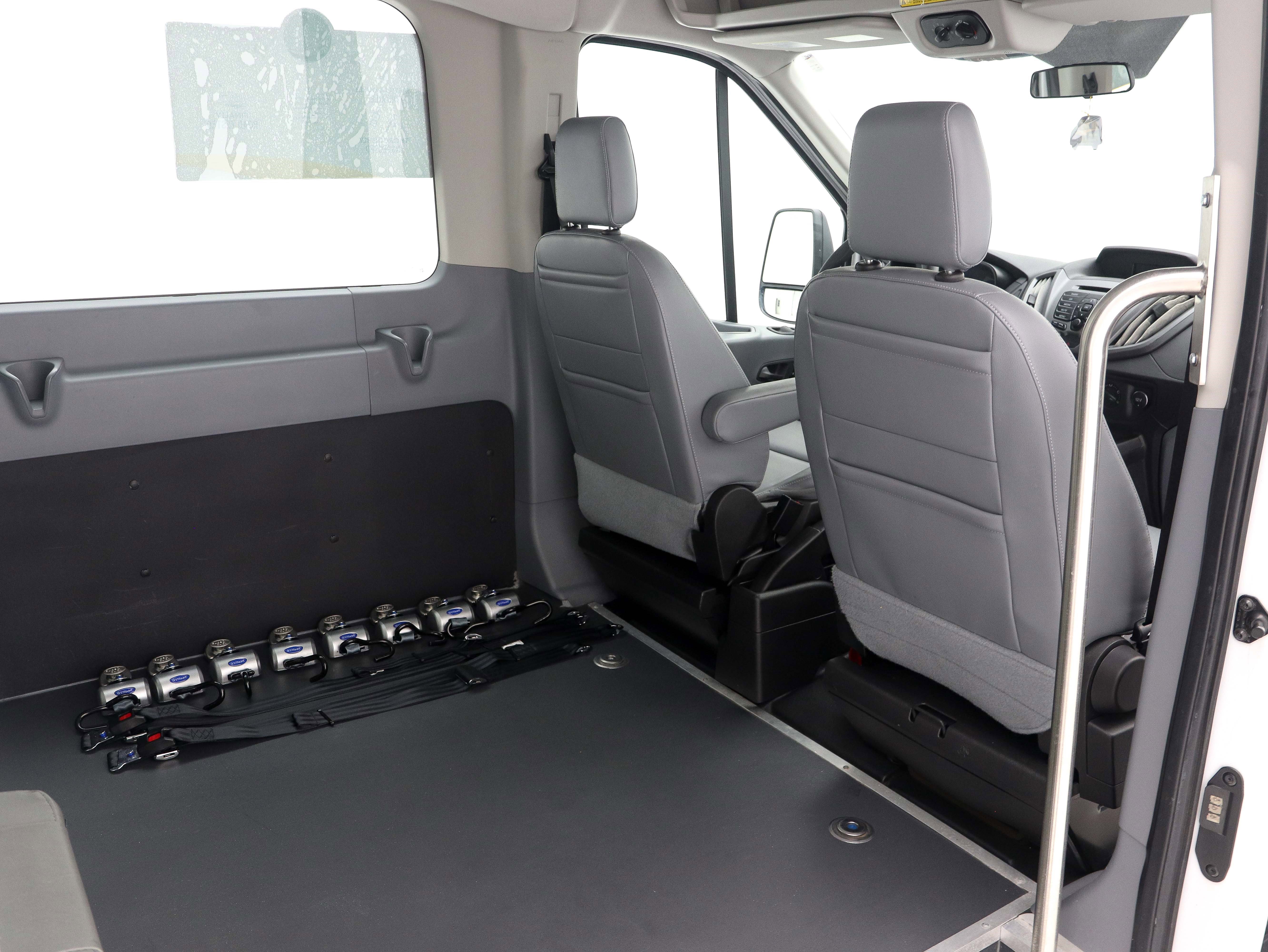 Used 2017 Ford Transit 350 XL image 18