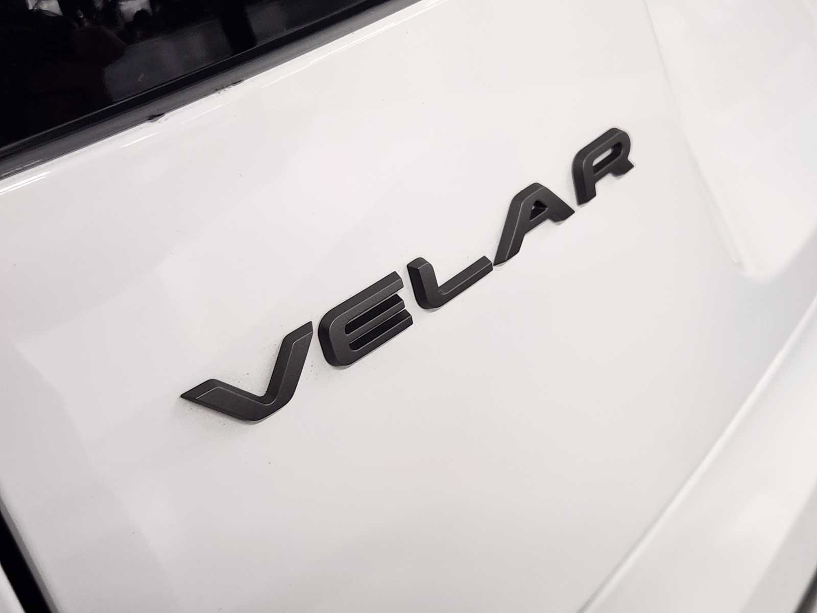Used 2026 Land Rover Range Rover Velar S AWD/4WD image 13